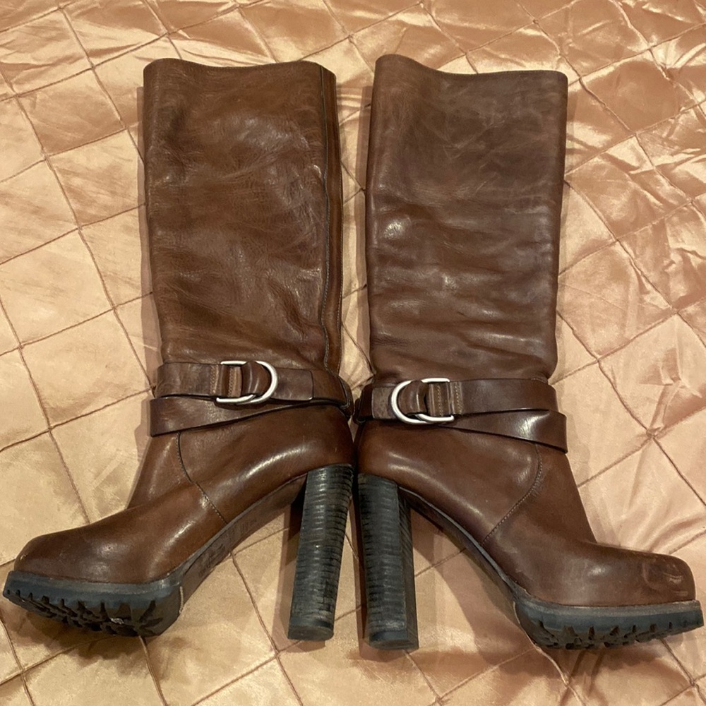 Brunello Cucinelli fabulous distressed leather, fur lining heels ,37